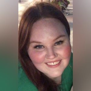 Meet your Posher, Courtney